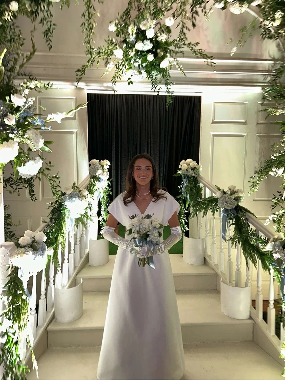 Elegant White Satin A-Line debutante Gown - Picture 1 of 5